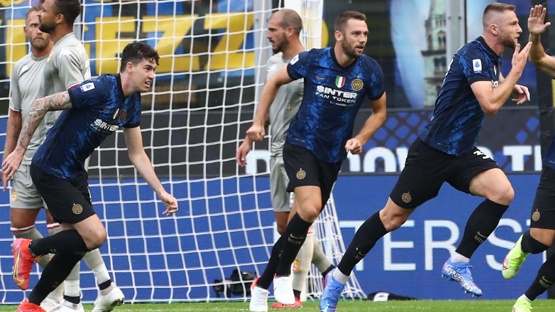 Bastoni De Vrij Skriniar Inter Genoa Serie A