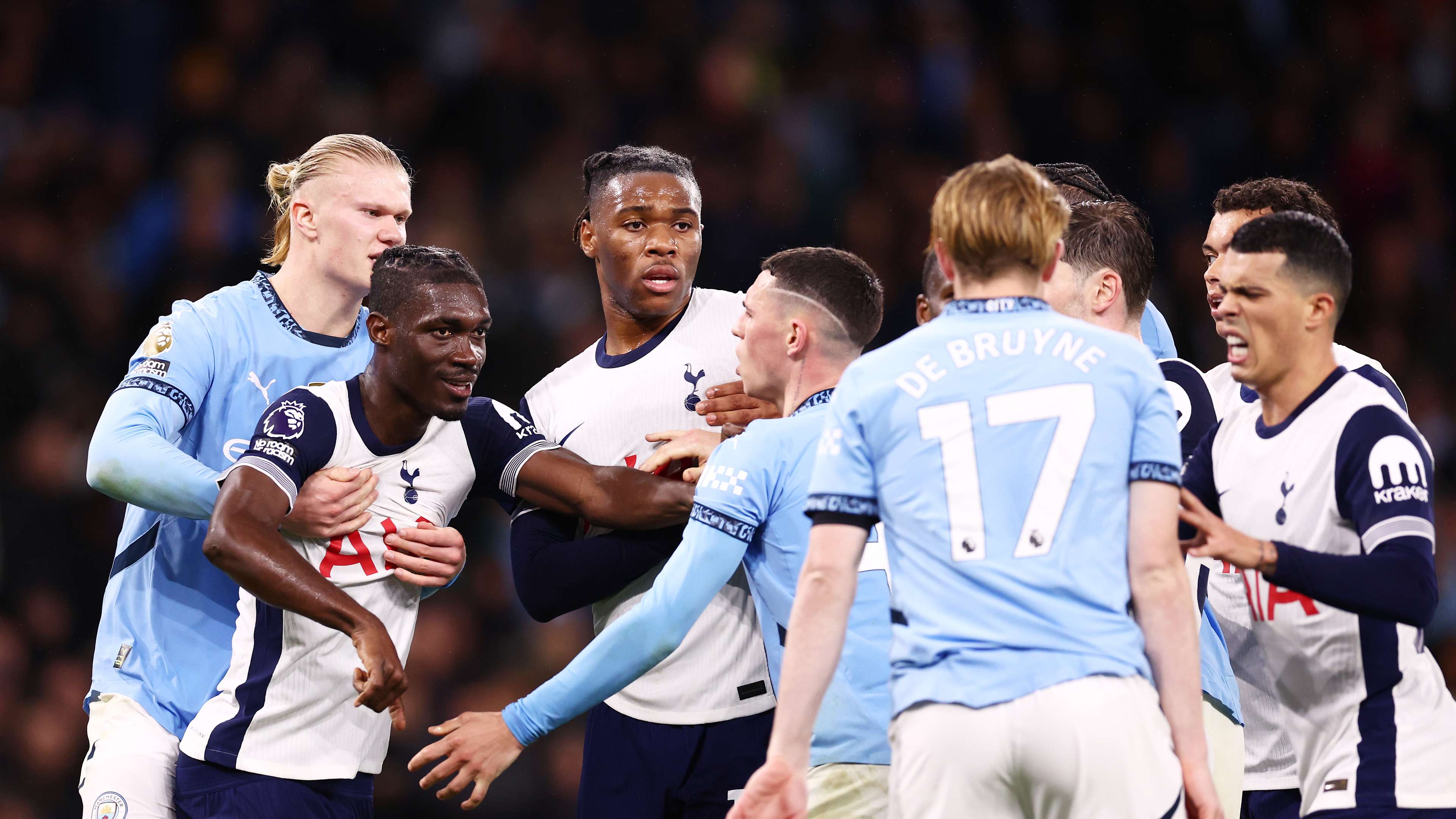 Manchester City FC v Tottenham Hotspur FC - Premier League