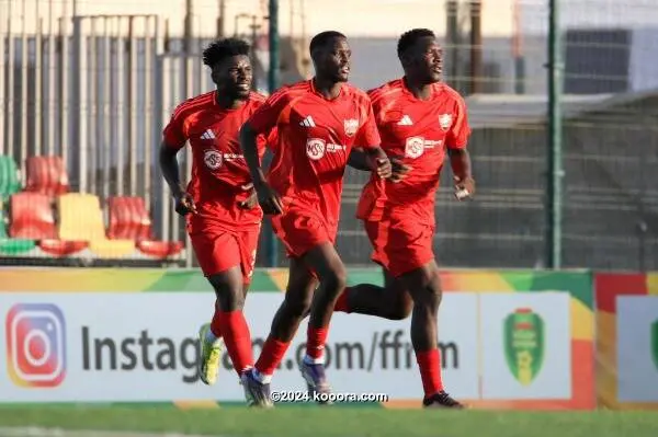 فيديو: اللقطة التي تسببت في إلغاء ودية الاتحاد وفارينزي 