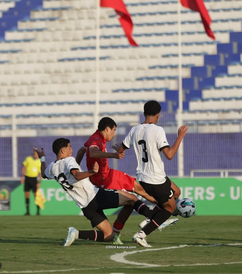 برشلونة يراهن بكل قوته على مارك كاسادو 