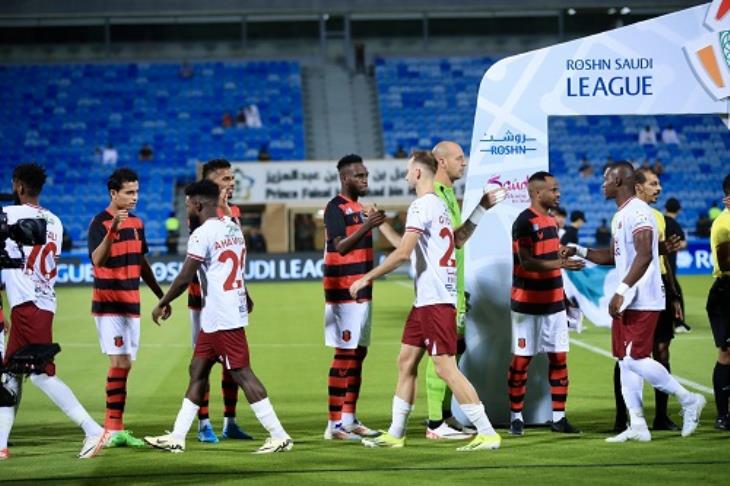 "كشف عن ديون النصر" .. مسلي آل معمر يتحدى بدفع مبلغ ضخم لمشجع إذا أثبت هذه التهمة عليه! | 