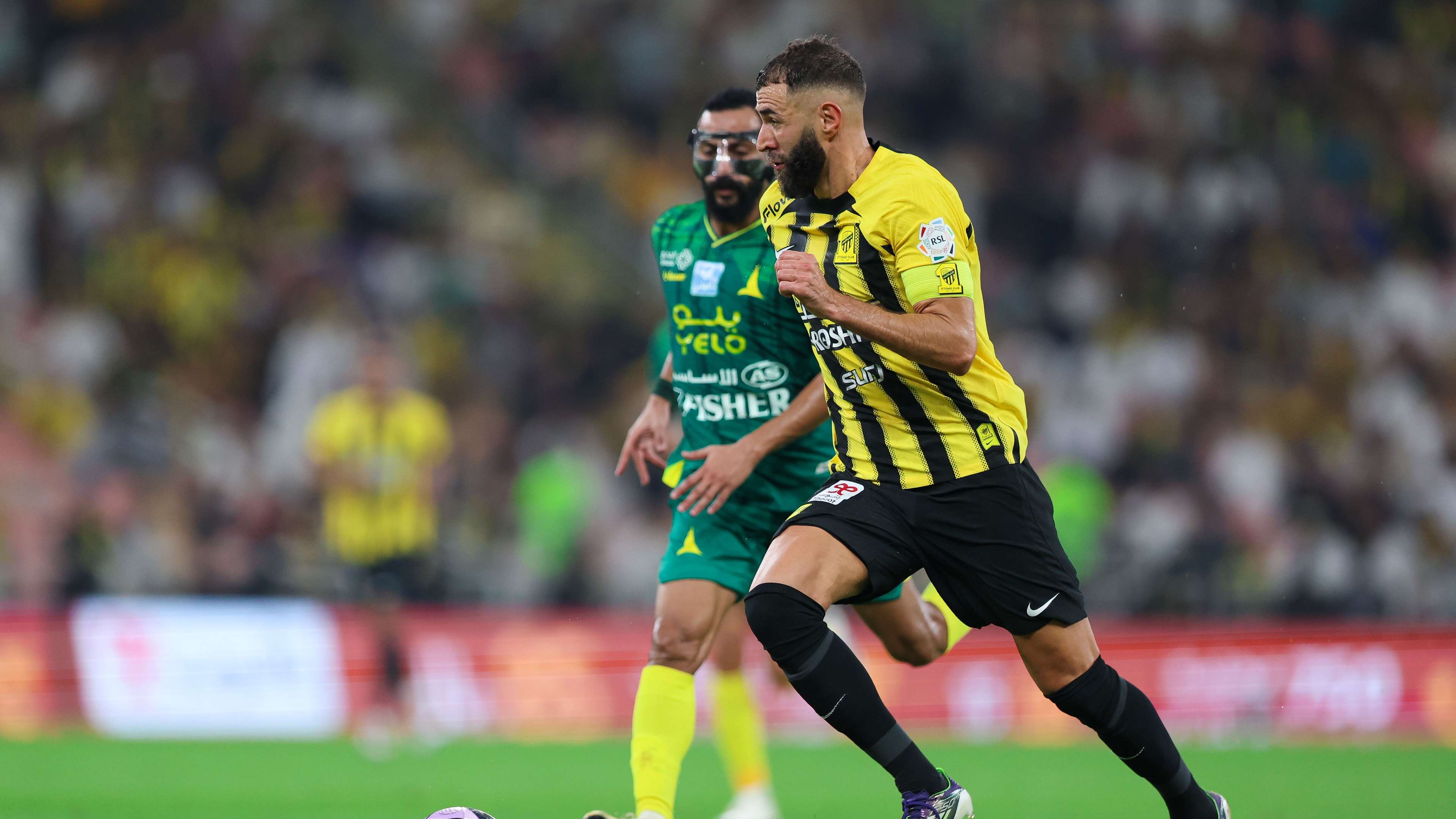 فيديو | بعد رغبة اللاعب بالرحيل .. جماهير الاتحاد تقول كلمتها في صراع كريم بنزيما وجاياردو | 