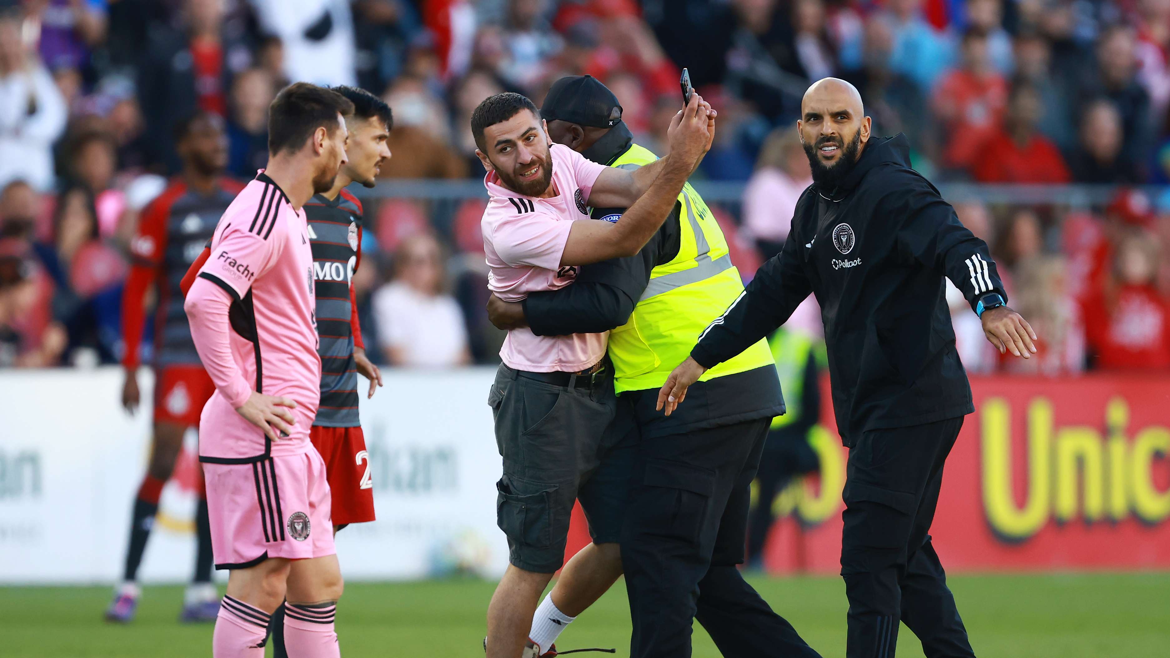 ملخص وأهداف مباراة سلوفان براتيسلافا ضد مانشستر سيتي 0-4 في دوري الأبطال 