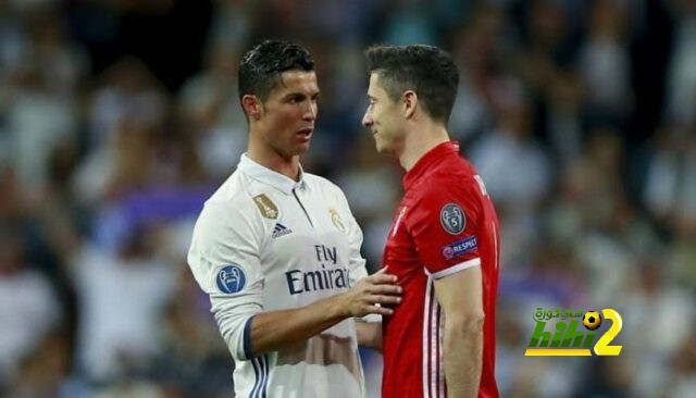 بيلينغهام يحث هالاند على الانتقال إلى ريال مدريد ويحدثه عن عظمة النادي 