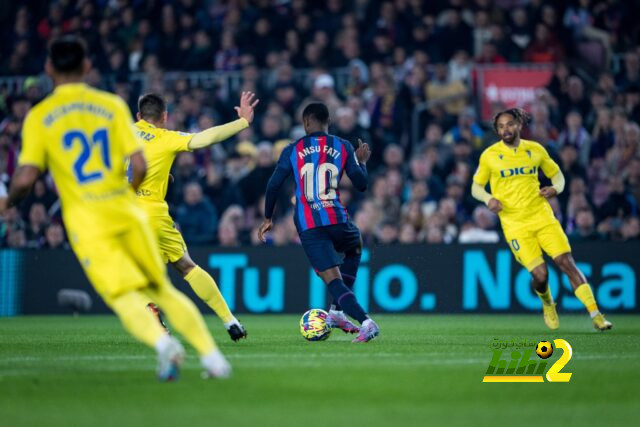 وكيل أعمال ألفونسو ديفيز يُكذب ماركا: وكيلي لم يتفق مع ريال مدريد - Scores 