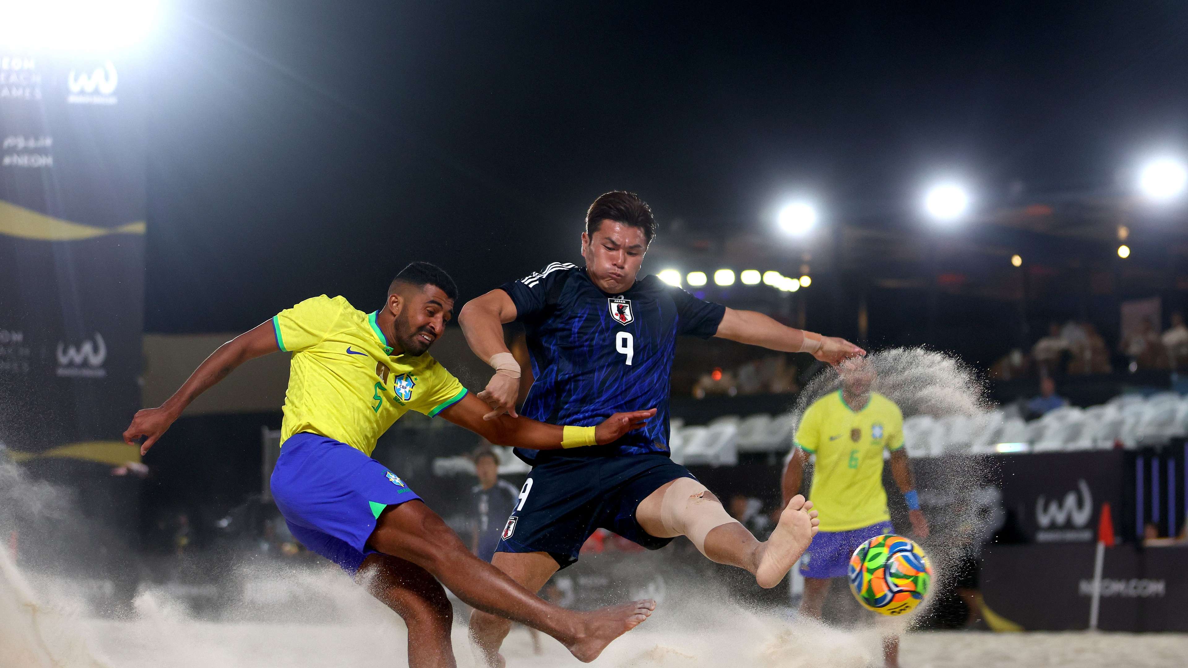 تأثير الهلال يظهر على نيفيز في البرتغال 