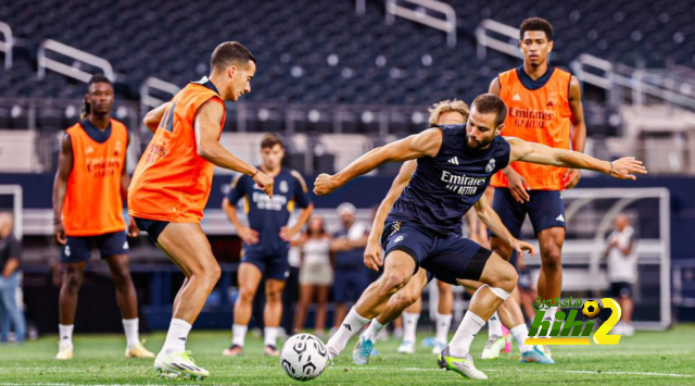 تقسيم الحضور الجماهيري في قمة الهلال والنصر 