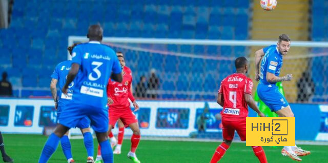 مارك هاسلي لـscores: هناك طرد مباشر على لاعب الزمالك وشكوك في صحة الهدف الثاني - Scores 