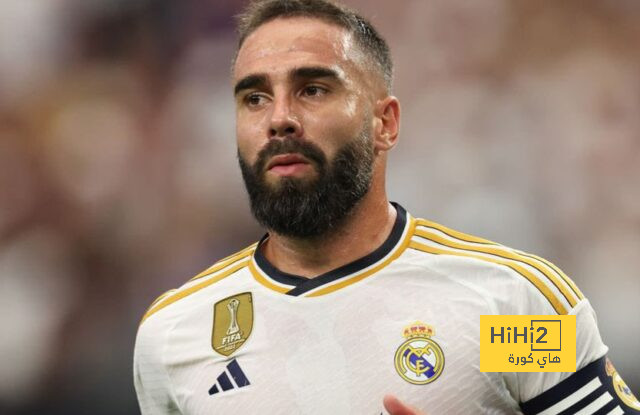 بالفيديو.. بيلينجهام يخطف قلوب جماهير ريال مدريد وهو خارج الملعب 