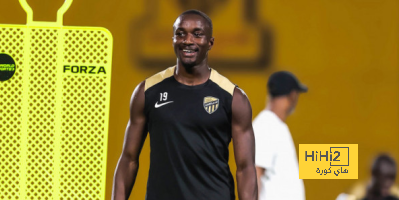 أفضل لاعب في الشوط الأول بين الاتحاد والشباب 