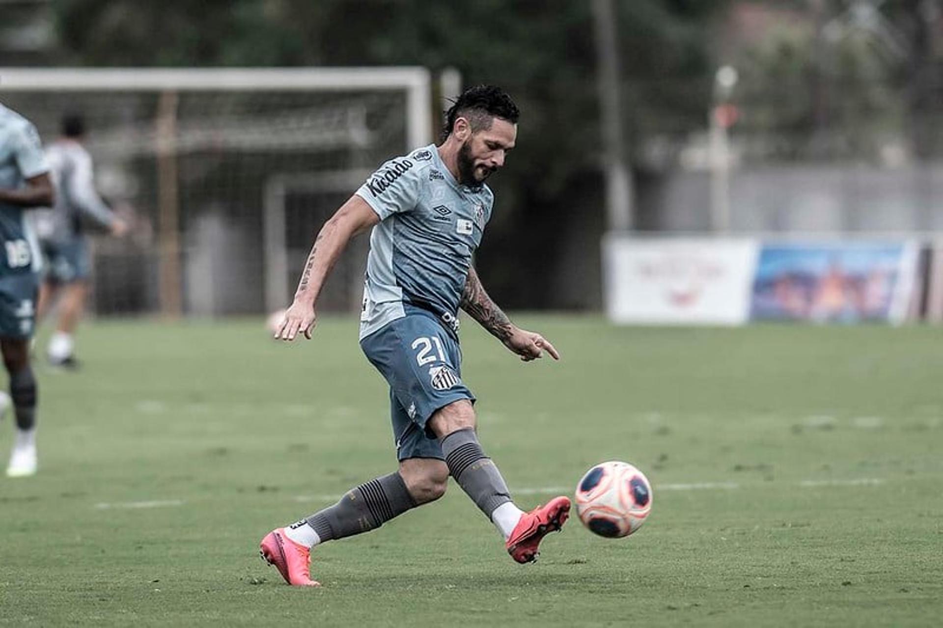 العد التنازلي بدأ .. الكشف عن موعد عودة أحمد حجازي إلى مباريات الاتحاد | 