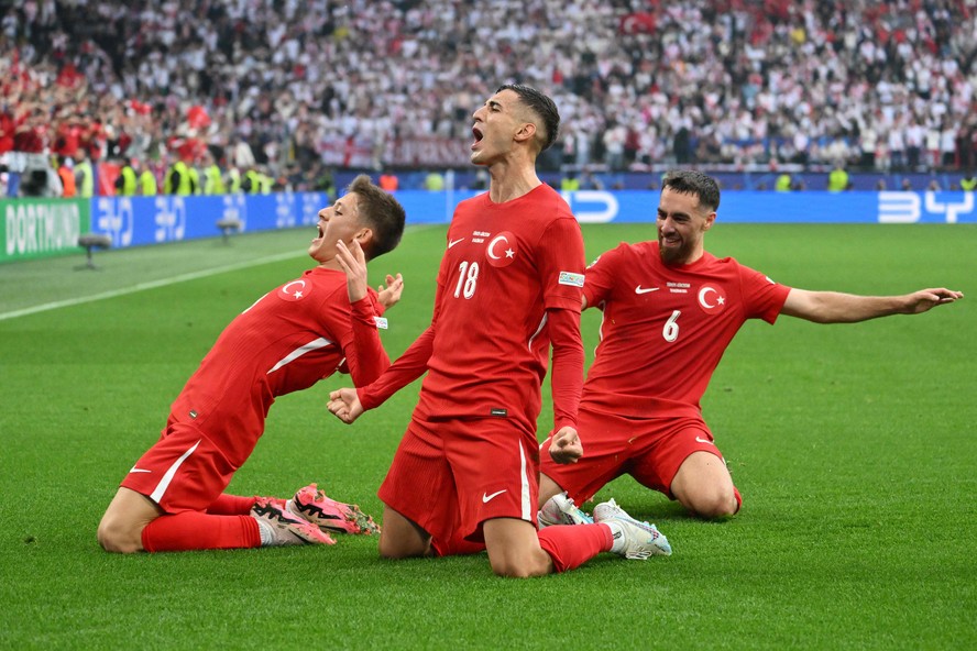 لاعب الهلال يعود إلى تدريبات المنتخب السعودي قبل كأس الخليج .. وموقف فراس البريكان | 