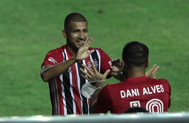 أخبار الهلال اليوم | سالم الدوسري والكرة الذهبية، وتفوق جديد على النصر | 