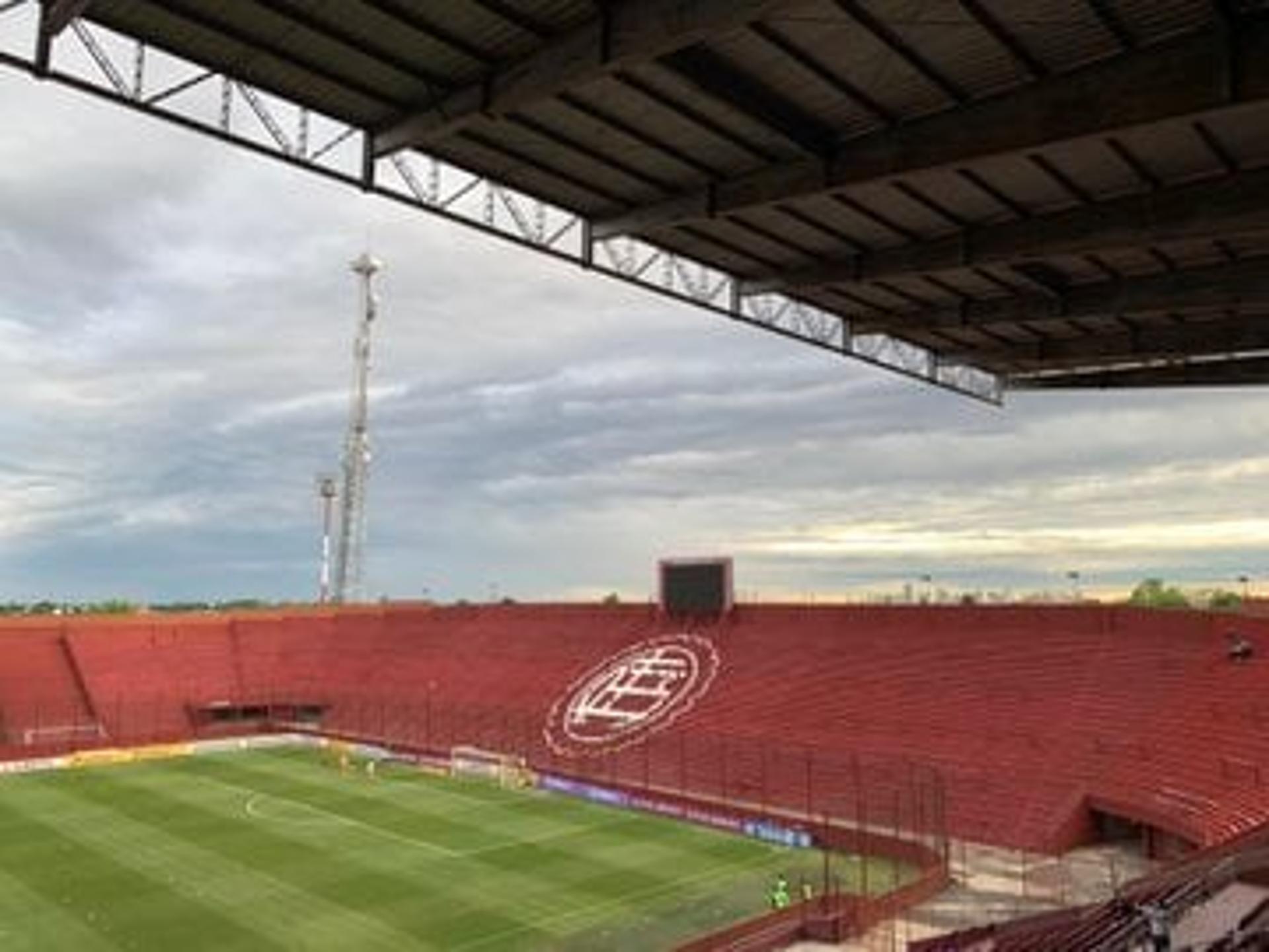 مطالب فولهام المالية لبيع ميتروفيتش للهلال السعودي 