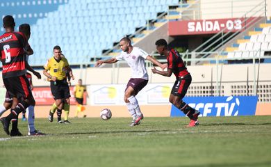 أداء عطية الله مع الأهلي سبب استبعاده من منتخب المغرب | يلاكورة 