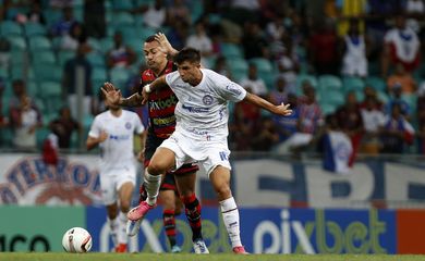 ⚽ فيديو: هاري كين يضيف الهدف الرابع في شباك هولشتاين كيل 