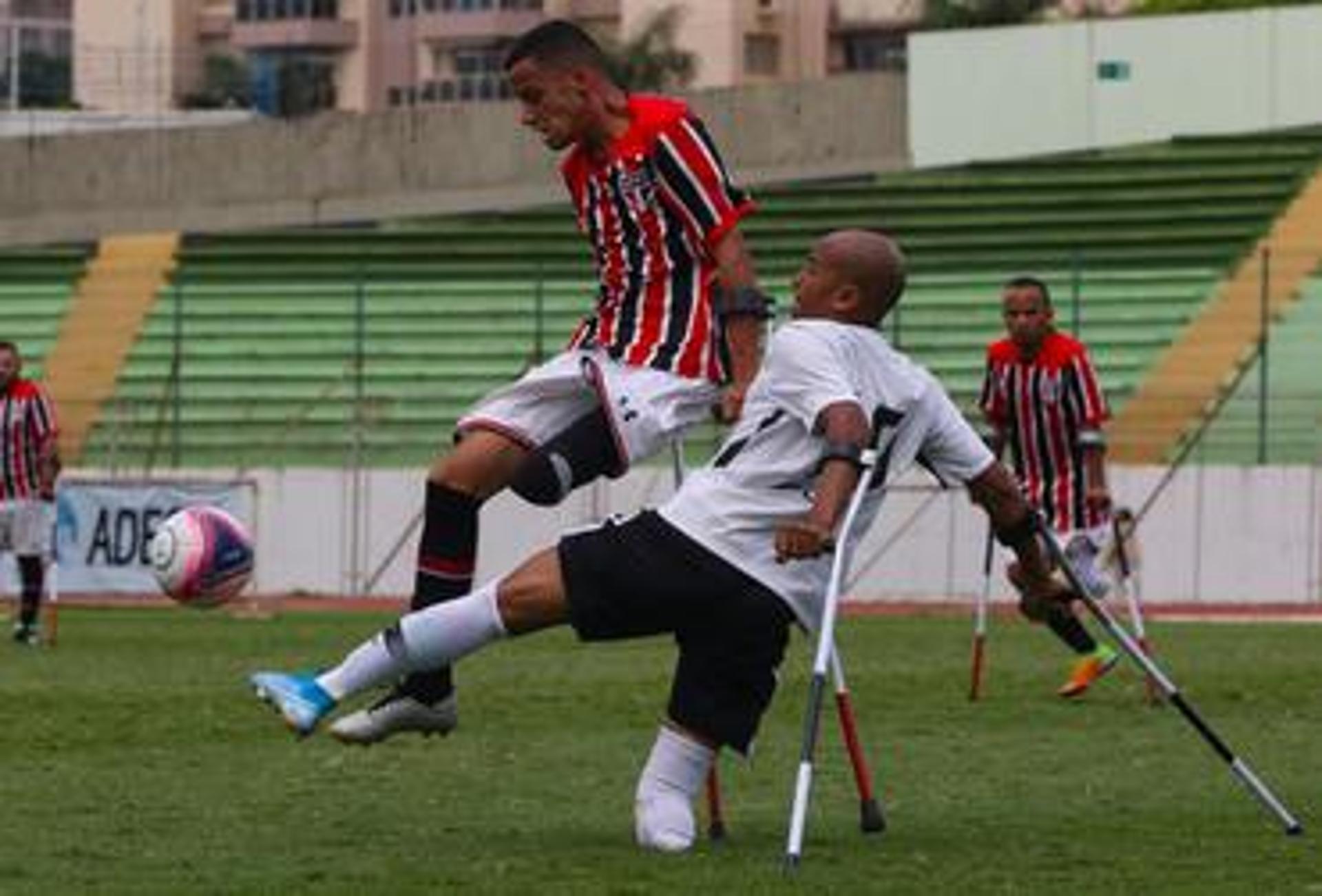 لامين يامال … حتى المدريدي رفع له القبعة! 