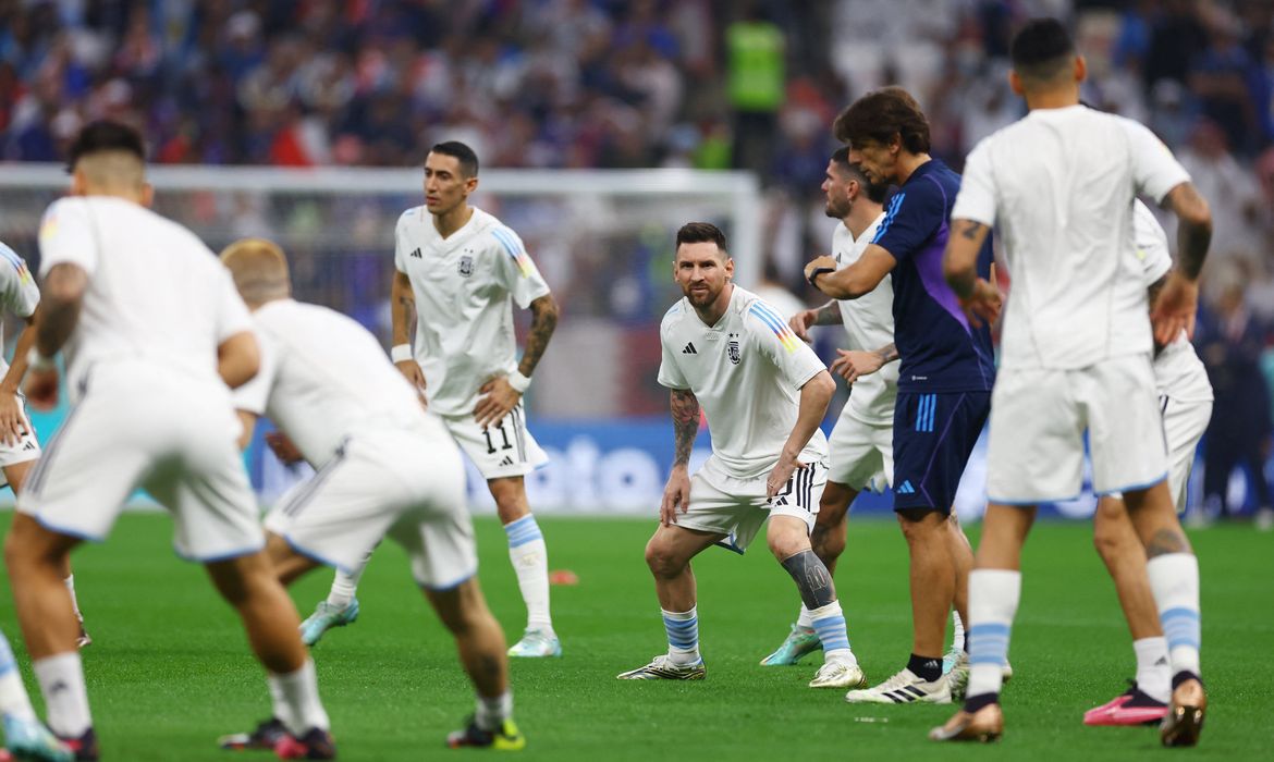 أرسنال يراقب موقف أندري لونين مع ريال مدريد 