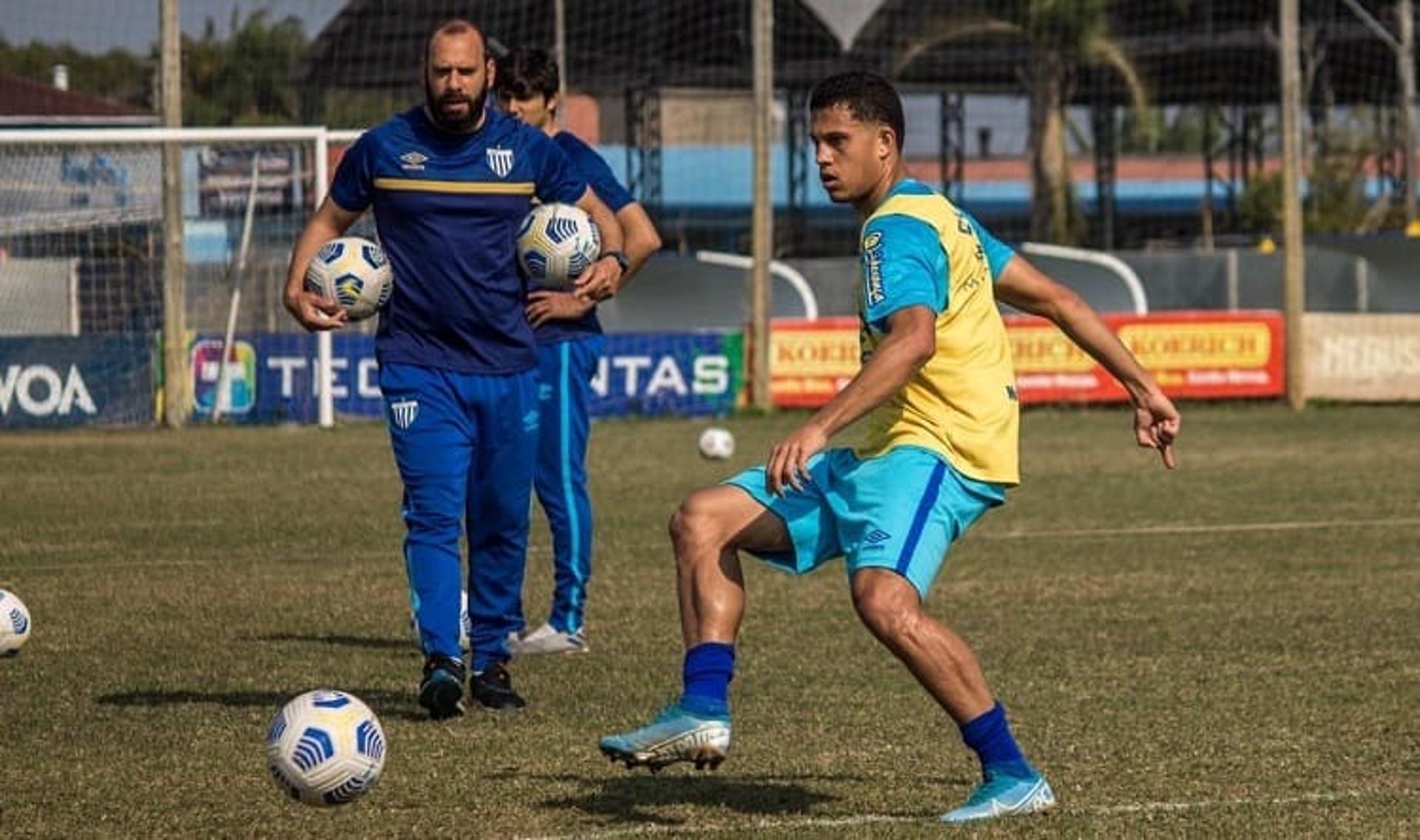 ضربة لبايرن ميونخ.. ناجلسمان يقرر البقاء مع منتخب ألمانيا 