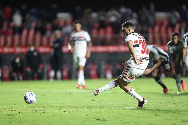 معلق مباراة باير ليفركوزن وأوجسبورغ في الدوري الألماني 