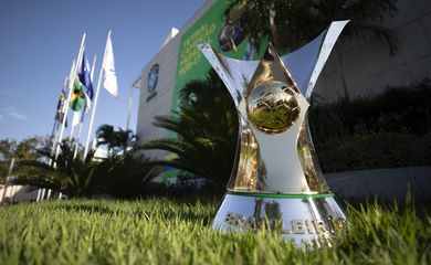 فيديو: فرحة جماهير المنتخب السعودي في شوارع الدوحة بعد مباراة عمان 