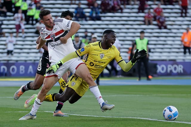 الزمالك يُعادل بطولات الأهلي بفضل تميمة الحظ (فيديو) | يلاكورة 