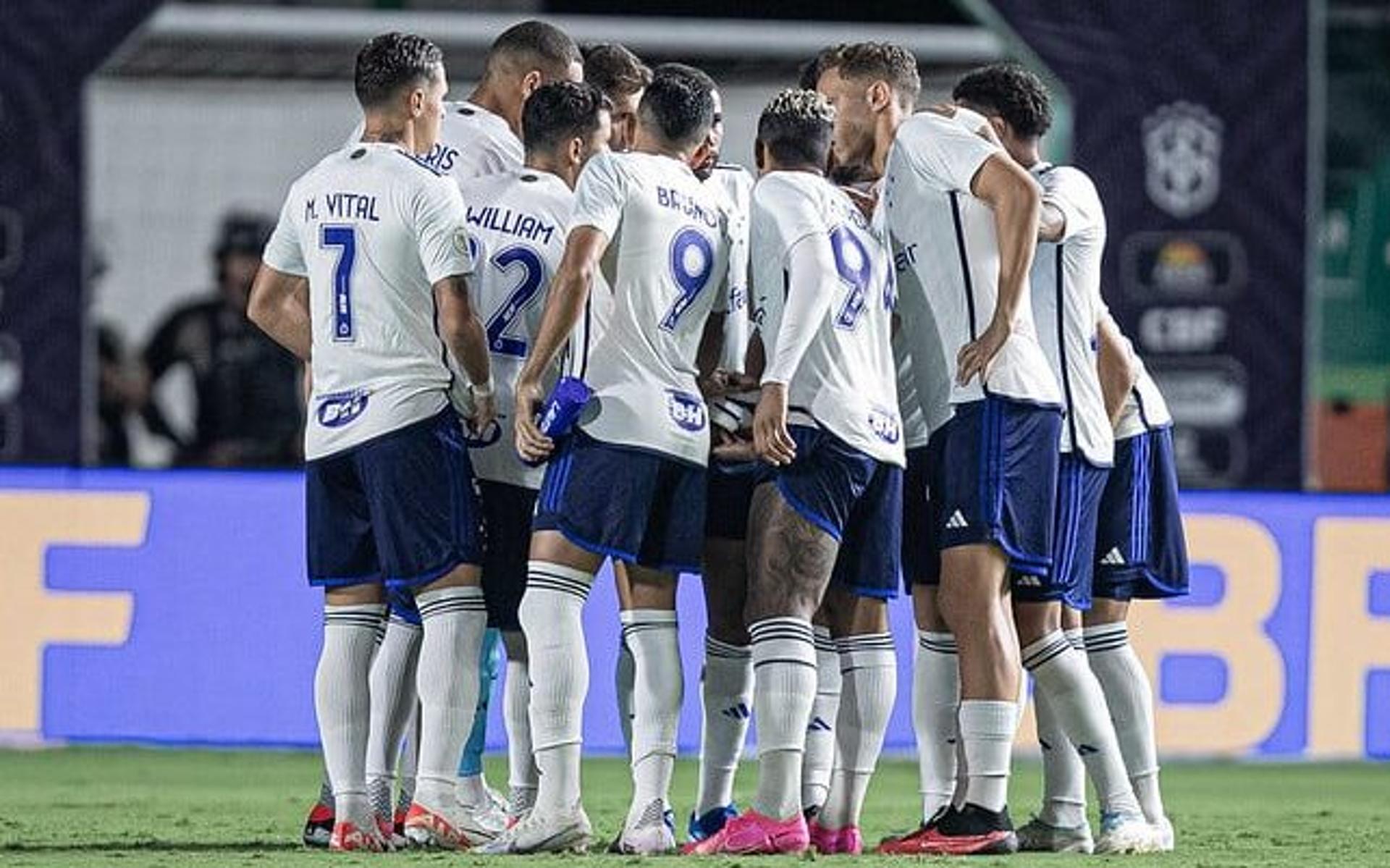 أجانب النصر أمام الشباب في دوري روشن 