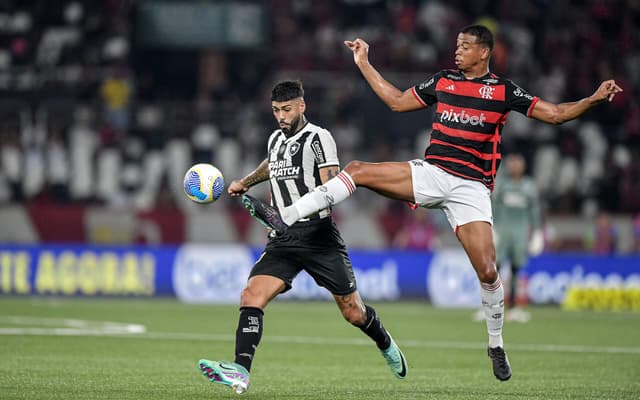 موقف رينان لودي من المشاركة مع الهلال أمام النصر 