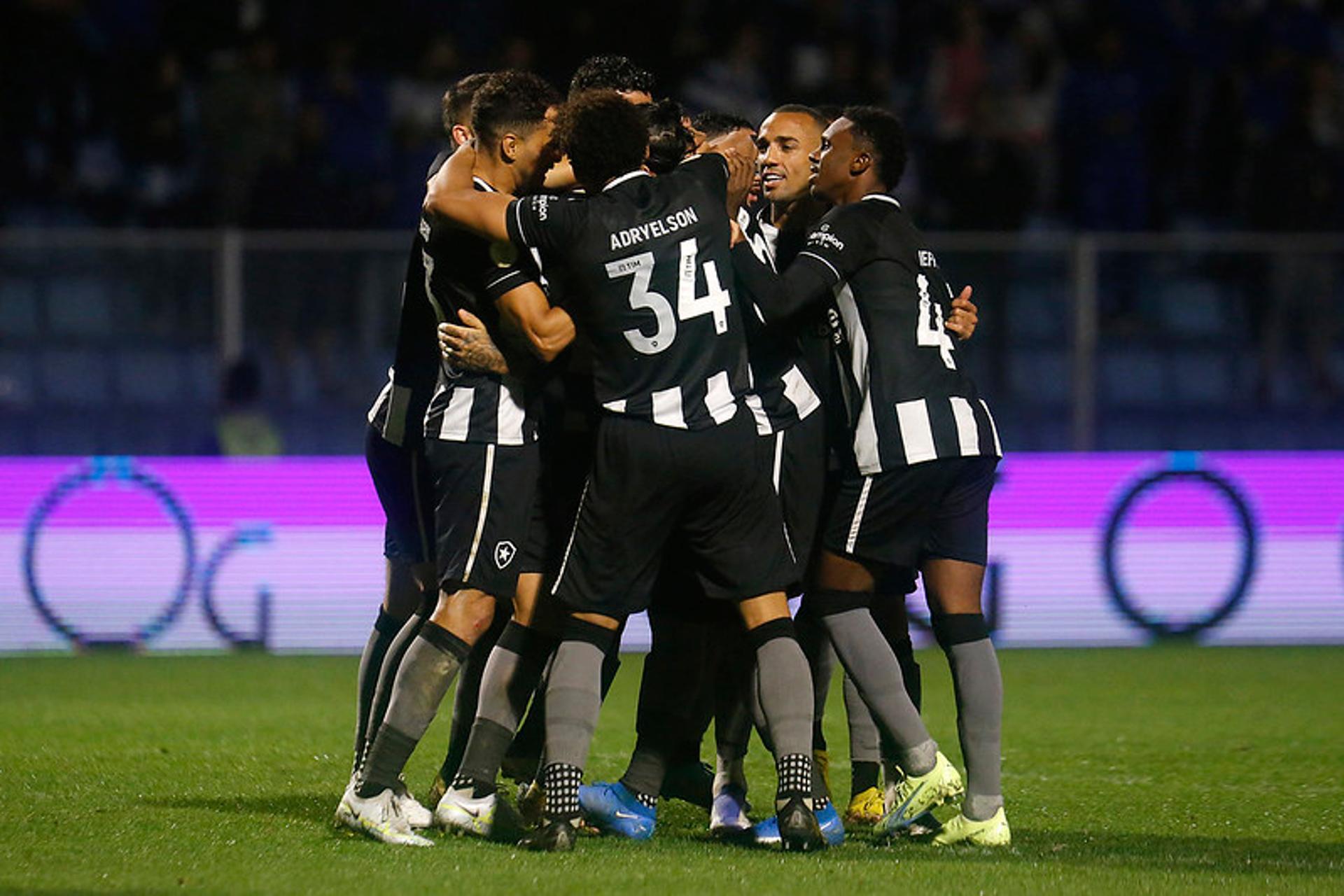 مدة غياب فابينيو عن الملاعب بعد الإصابة أمام الهلال 