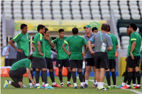 كنو أفضل لاعب في الهلال أمام الغرافة! 